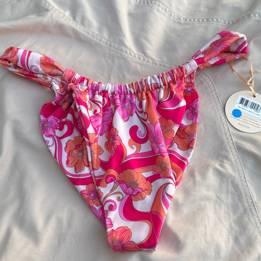 Women’s Pink & Orange Floral Swim Bottoms